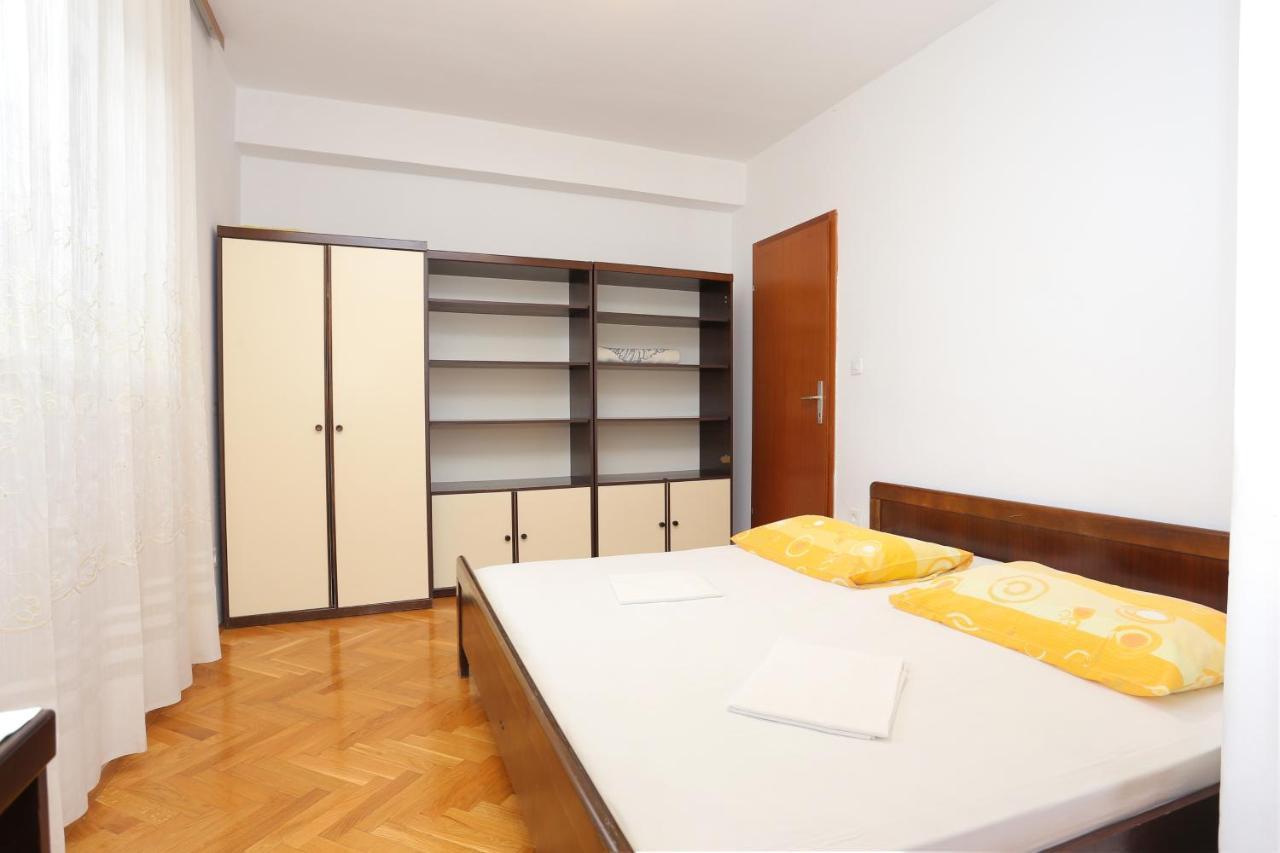 Rooms With A Parking Space Brela, Makarska - 17281 Buitenkant foto
