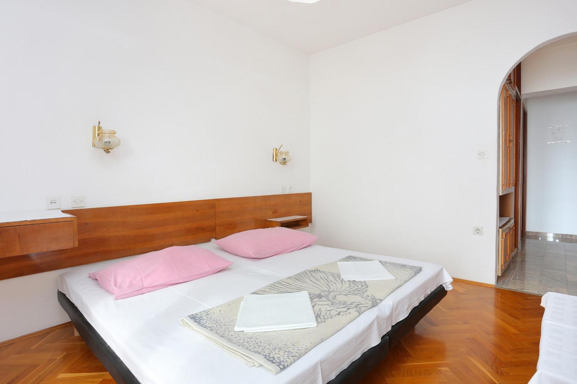 Rooms With A Parking Space Brela, Makarska - 17281 Kamer foto